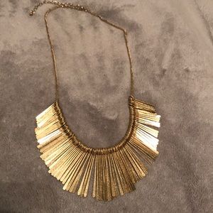 Fringe necklace